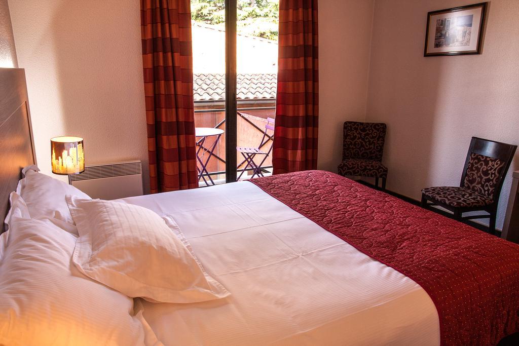 Hotel Les Amandiers 투르농쉬르론 외부 사진